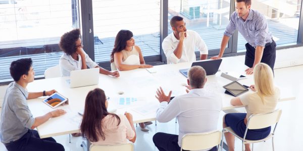 Cursul BizMeet: 9 abilităţi din kitul bunului participant la şedinţă